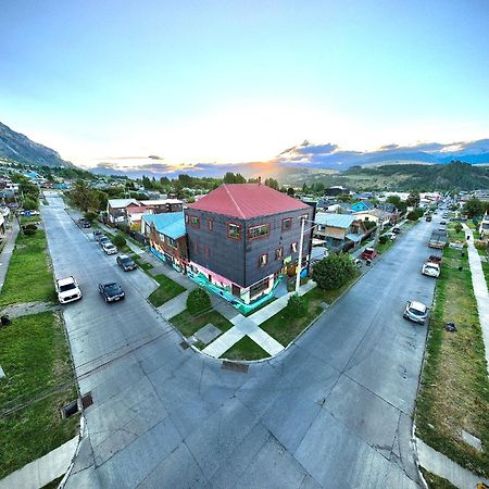 קויאיקה Hostal Esquina Patagonica מראה חיצוני תמונה