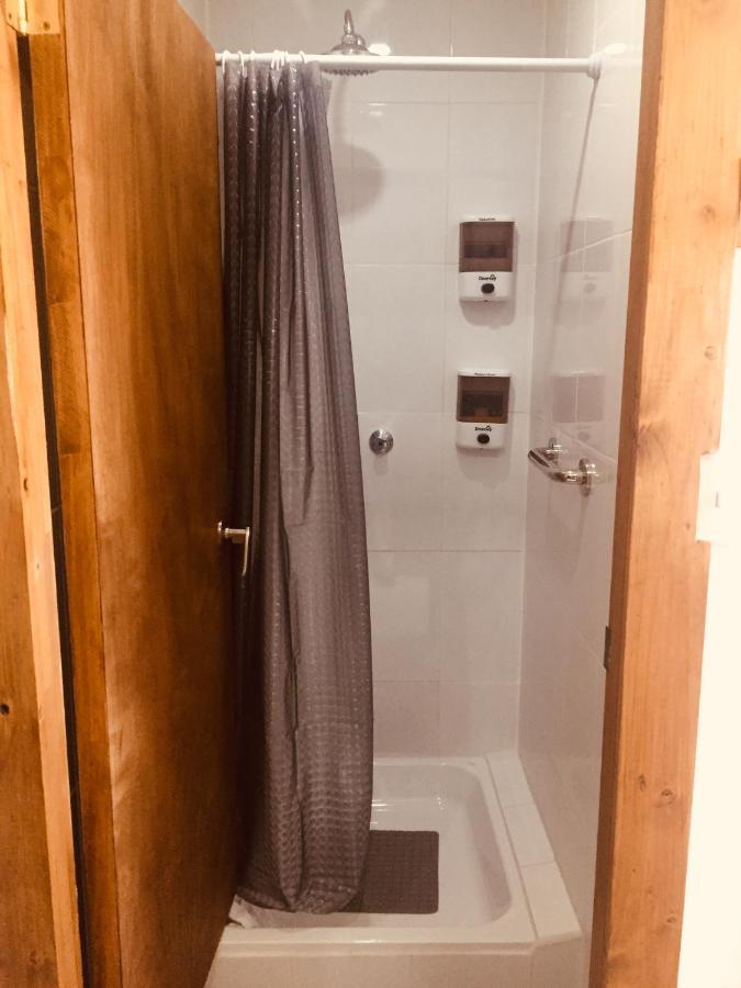 קויאיקה Hostal Esquina Patagonica מראה חיצוני תמונה